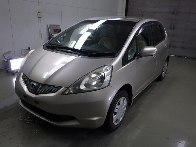 Used Honda FIT 2009 for sale.