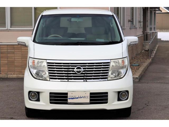 Used Nissan ELGRAND 2005 for sale.
