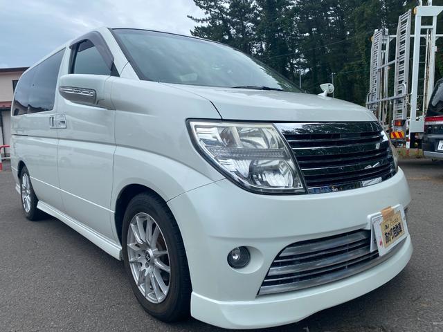 Used Nissan ELGRAND 2007 for sale.