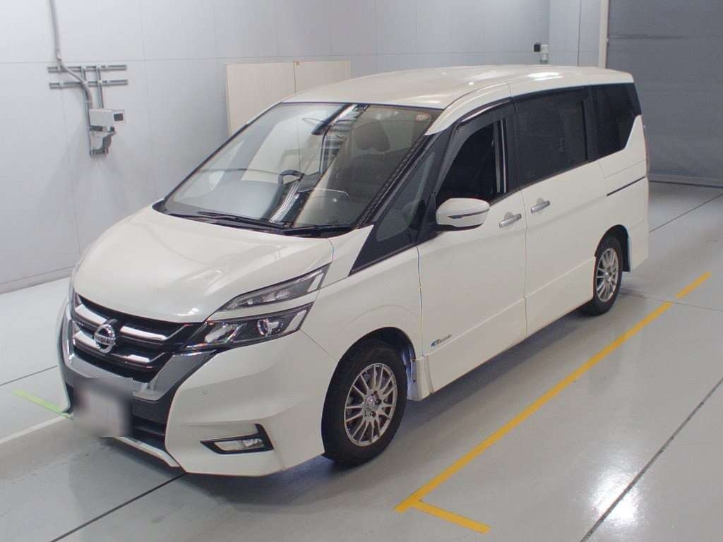 Used Nissan SERENA 2016 for sale.