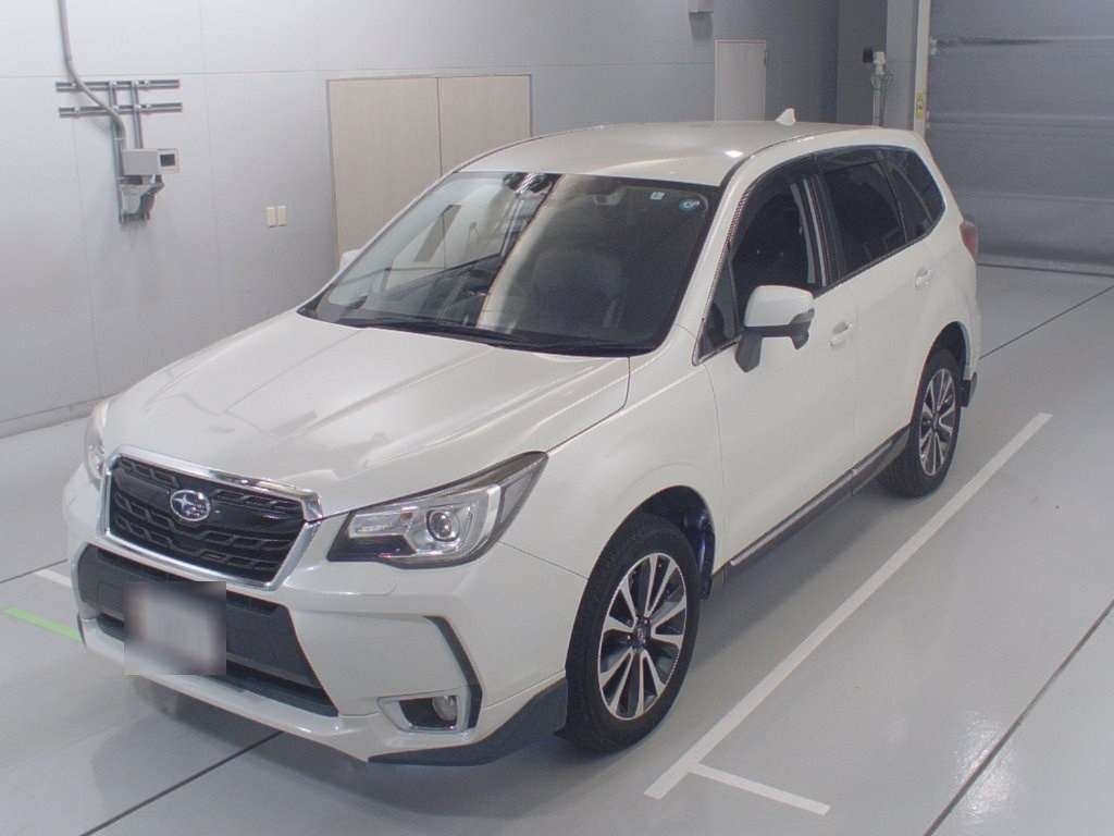 Used Subaru FORESTER 2016 for sale.