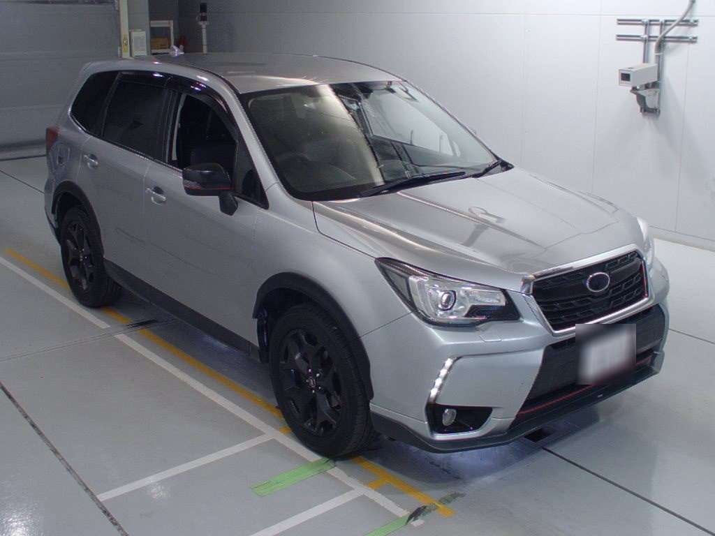 Used Subaru FORESTER 2016 for sale.