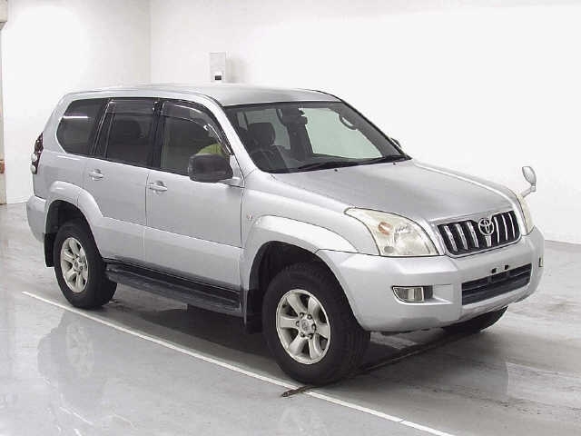Used Toyota LAND CRUISER PRADO 2004 for sale.
