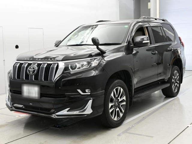 Used Toyota LAND CRUISER PRADO 2021 for sale.
