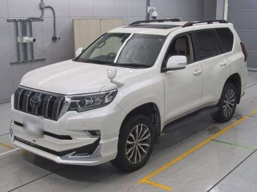 Used Toyota LAND CRUISER PRADO 2020 for sale.