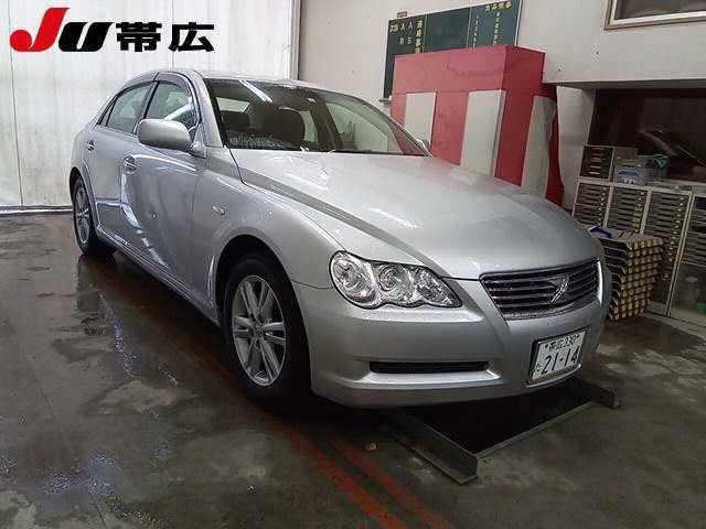 Used Toyota MARK X 2004 for sale.