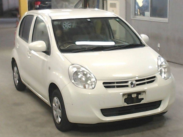 Used Toyota PASSO 2011 for sale.