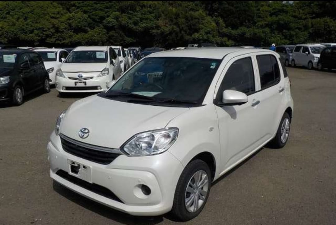 Used Toyota PASSO 2021 for sale.