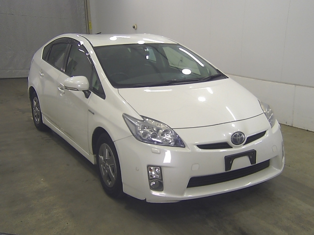 Used Toyota PRIUS 2011 for sale.