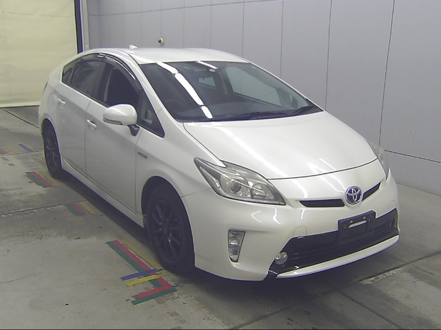 Used Toyota PRIUS 2013 for sale.