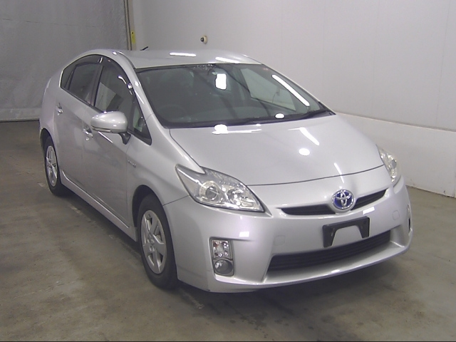 Used Toyota PRIUS 2011 for sale.