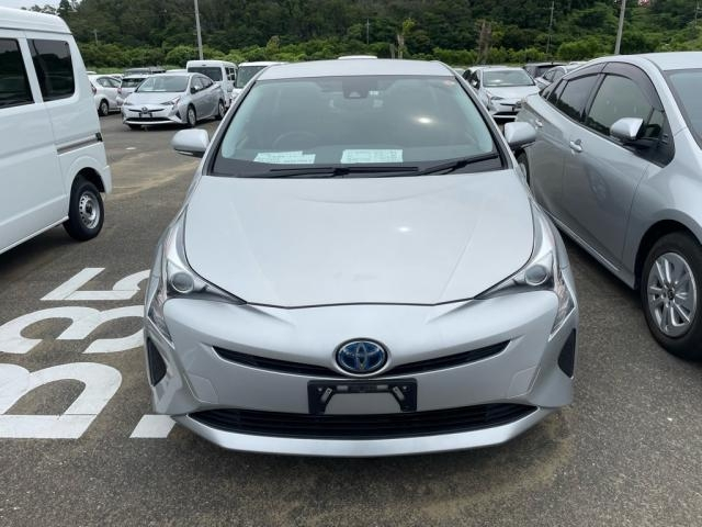 Used Toyota PRIUS 2017 for sale.