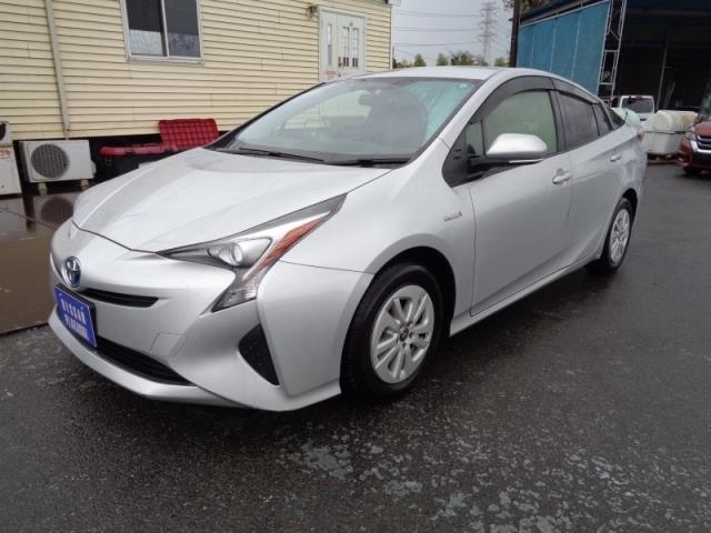 Used Toyota PRIUS 2016 for sale.