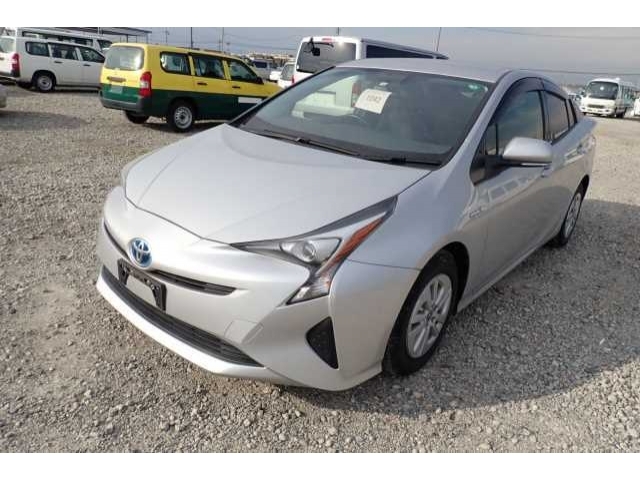 Used Toyota PRIUS 2016 for sale.