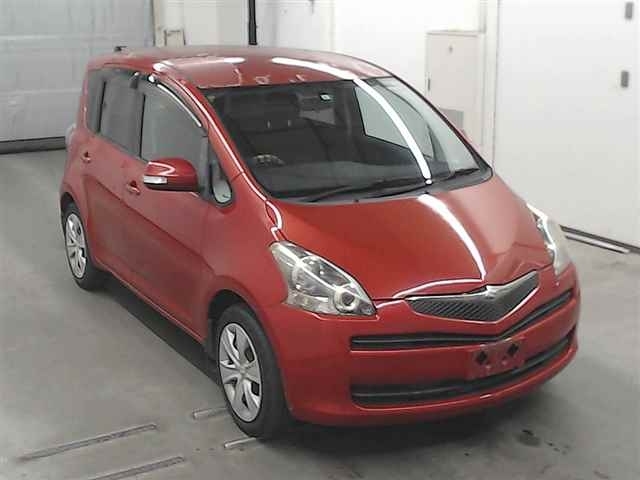 Used Toyota RACTIS 2009 for sale.