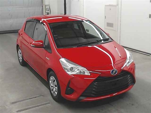Used Toyota VITZ 2018 for sale.