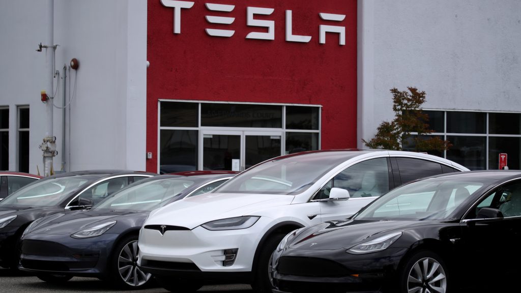 Tesla Recalls 362,758 Cars Due To Crash Risk of FSD Update
