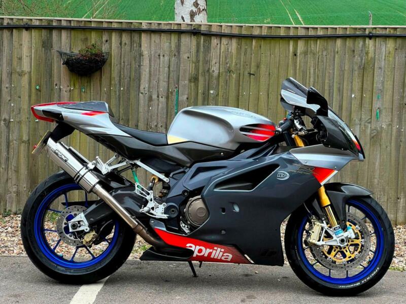 APRILIA RSV 1000 MILLE R Price and Specification in Pakistan
