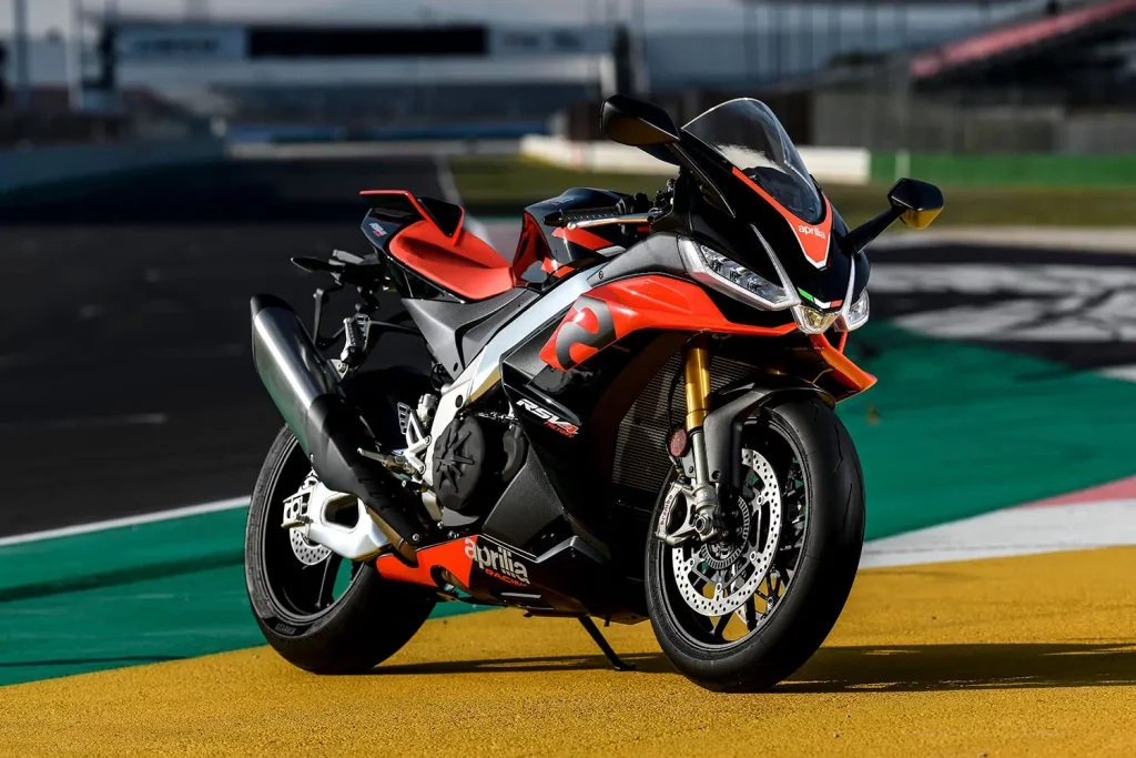 Aprilia RSV4 Factory Price and Specification in Pakistan