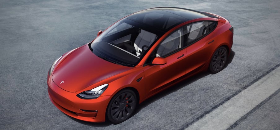 Tesla Model 3 specfication and Price in Pakistan